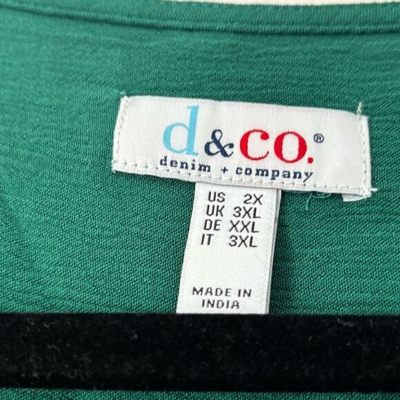 D&CO Daisy Embroidered Button Down Green Top Size 2X - Picture 2 of 4
